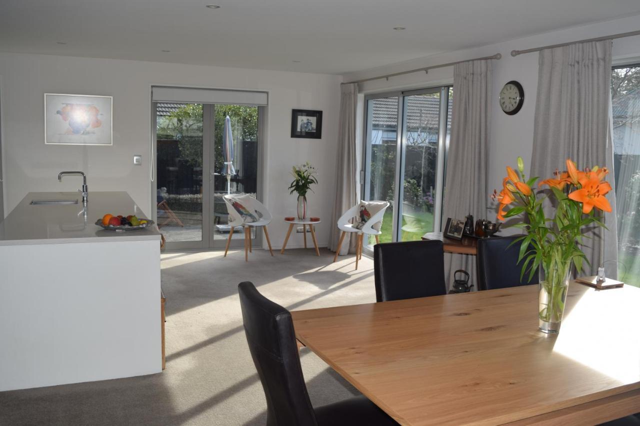 Bed & Breakfast In The Heart Of Fendalton Christchurch Exteriér fotografie